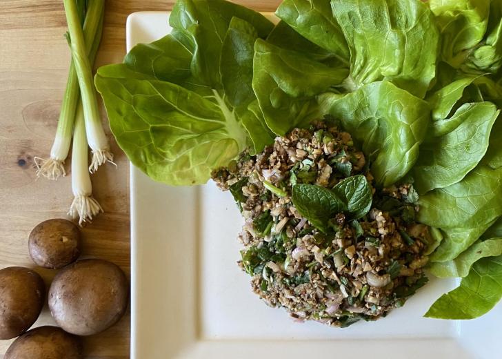 Mushroom larb