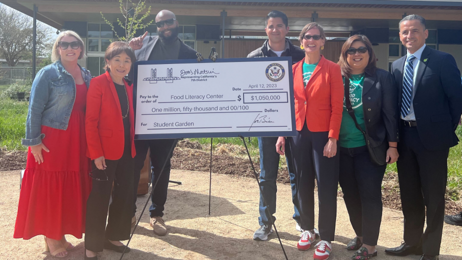 Check Presentation with Congresswoman Matsui, SCUSD Board of ED., and CEO Amber Stott